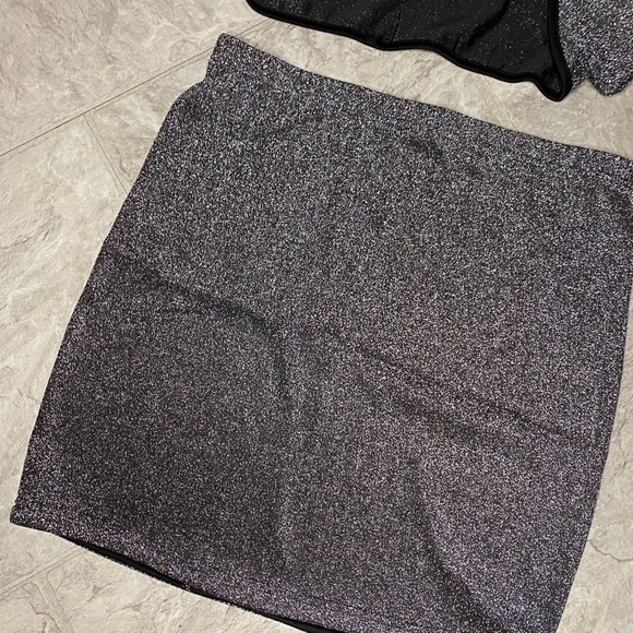 NEW NWOT 2 piece co ord metallic wrap top & skirt - Picture 10 of 12